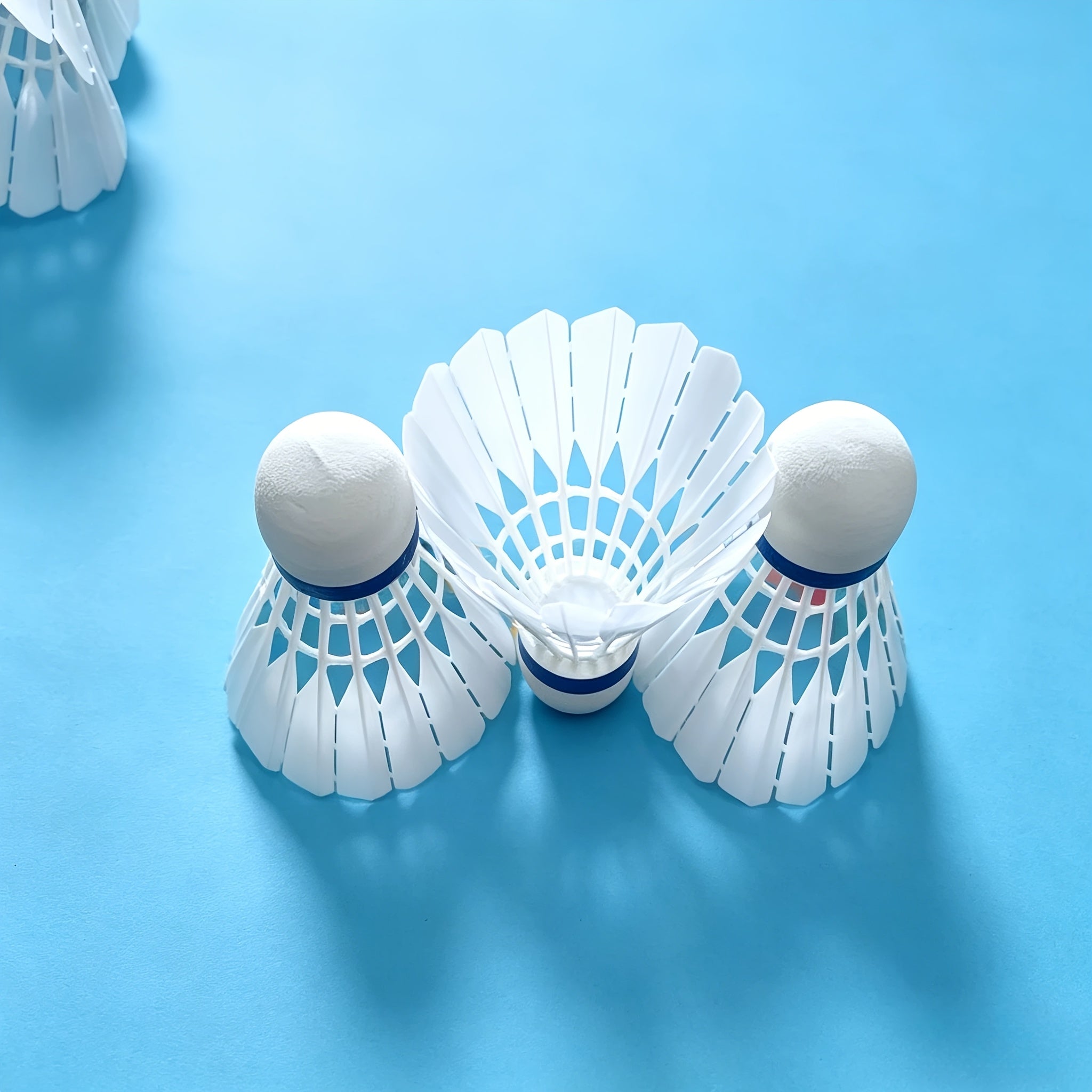 8pcs Set New Style Durable Nylon Shuttlecock, Wind-Resistant and Stable Flight Training Ball, Suitable for Indoor and Outdoor Use, Not Easily Damaged